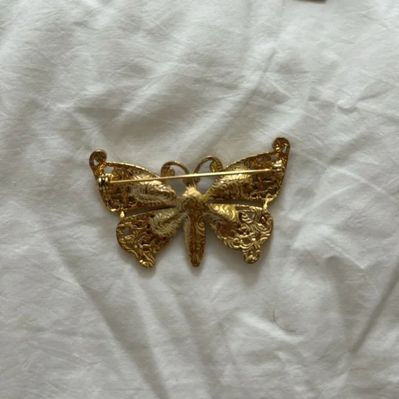 Costume Jewelry Butterfly Pin with rhinestones - Picture 3 of 4